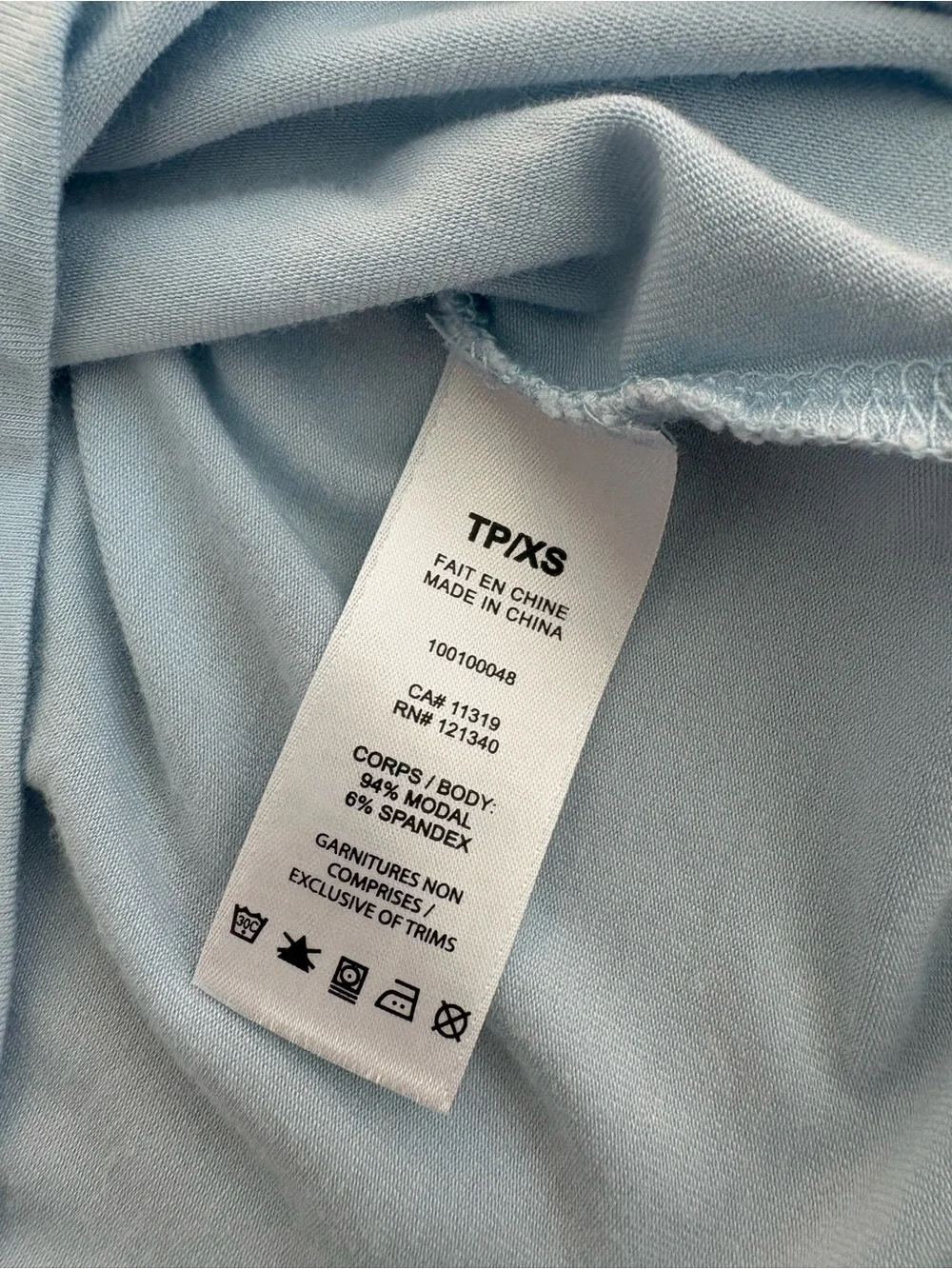 Garage smooth long sleeve scoop neck top bundle - Picture 6 of 8